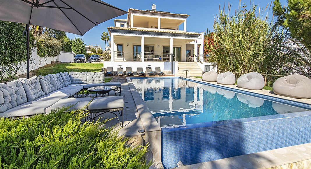 Embracing the power of feedback for your villa
