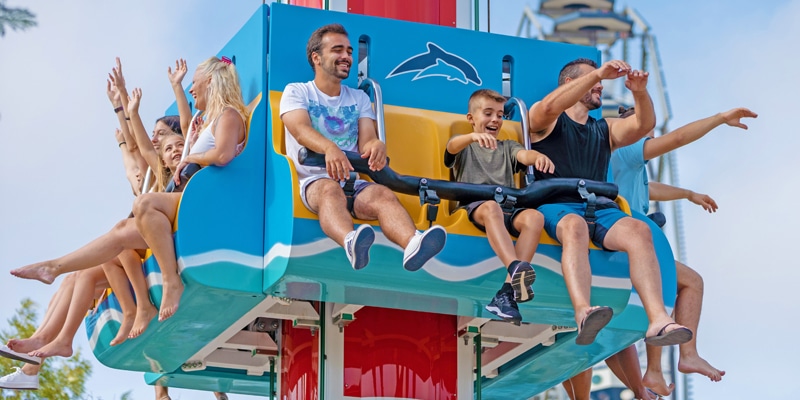 View of the Farol amusement at Zoomarine