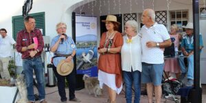 Cowgirls and cowboys join forces for evening hoedown fundraiser