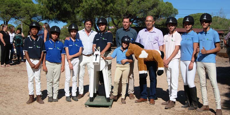 Akredita children blossom through contact with horses
