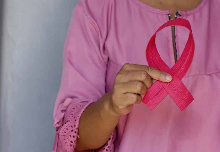 breast cancer ribbon