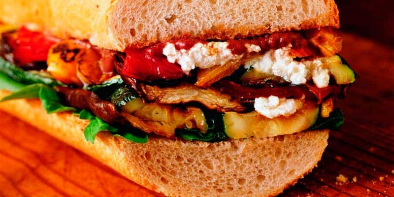 Goat’s cheese Provençal sandwiches with roasted garlic paste