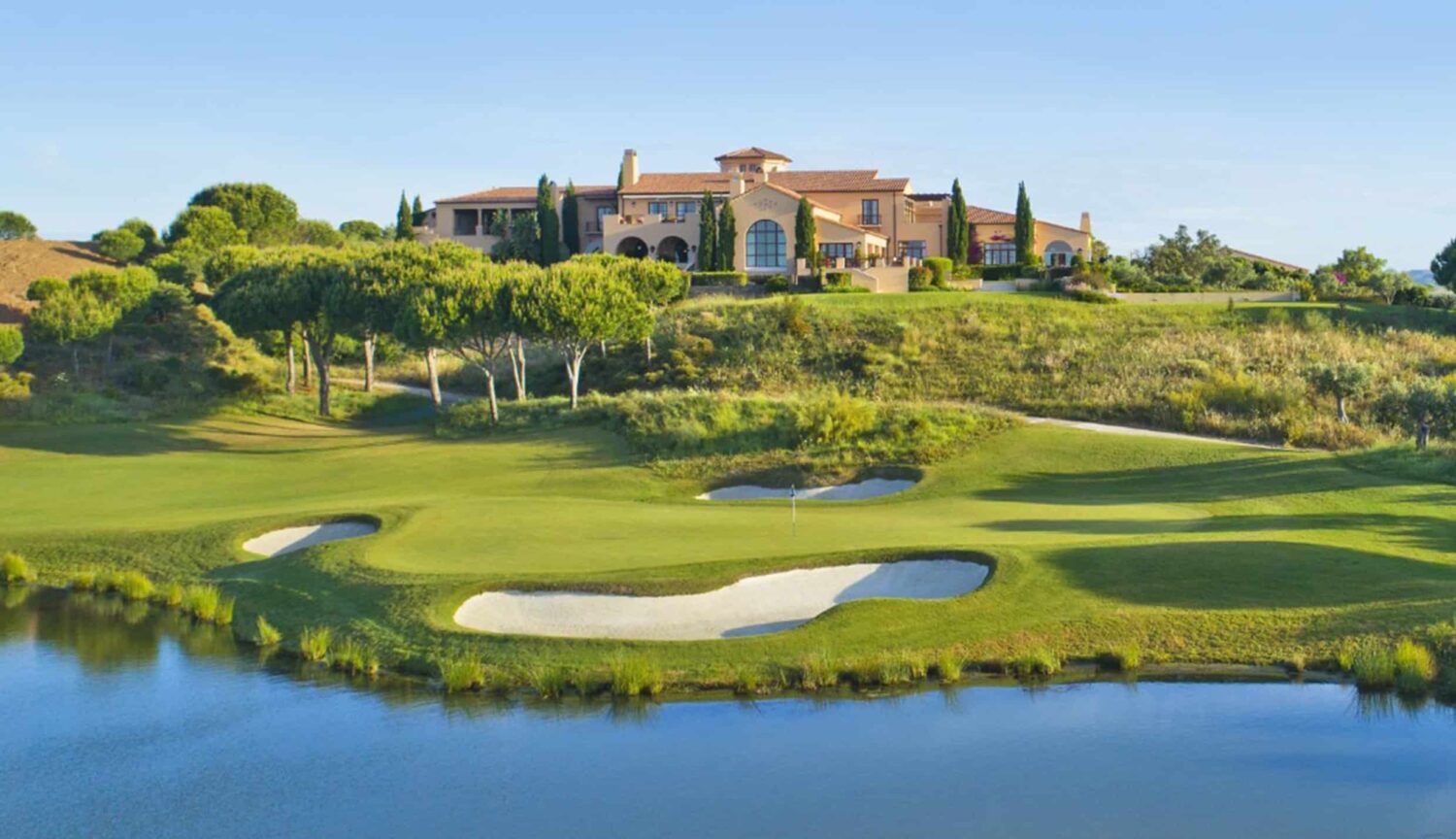 Golf, art and charity at Monte Rei|Golf, art and charity at Monte Rei|Golf, art and charity at Monte Rei