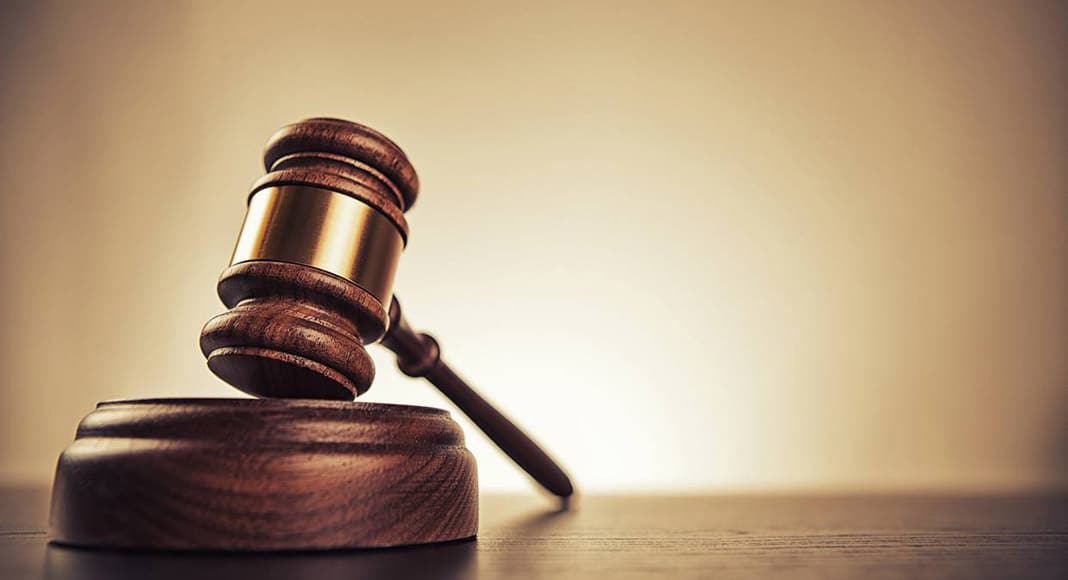 Judges cited in corruption investigation go on attack