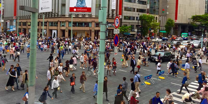 Crossroad in the Ginza area