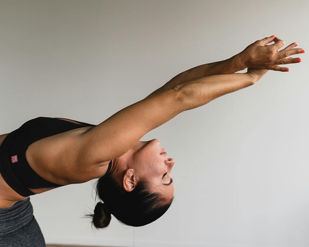 yoga pose|yoga pose|yoga and wine|Quinta dos Vales
