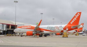 Easyjet kicks 26 ‘disruptive men’ off flight to Faro