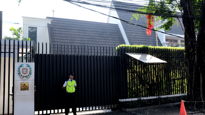 Image of Portuguese embassy in Indonesia: https://jacarta.embaixadaportugal.mne.gov.pt/pt/