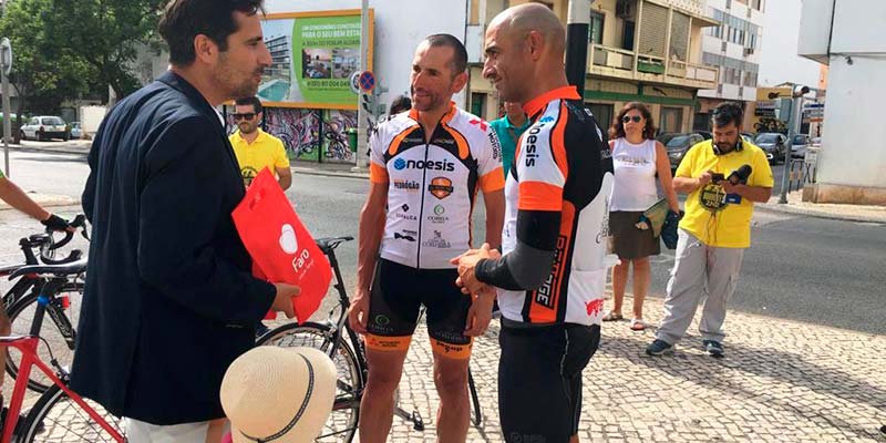 Cyclists complete EN2 bike ride in “record time” in Faro