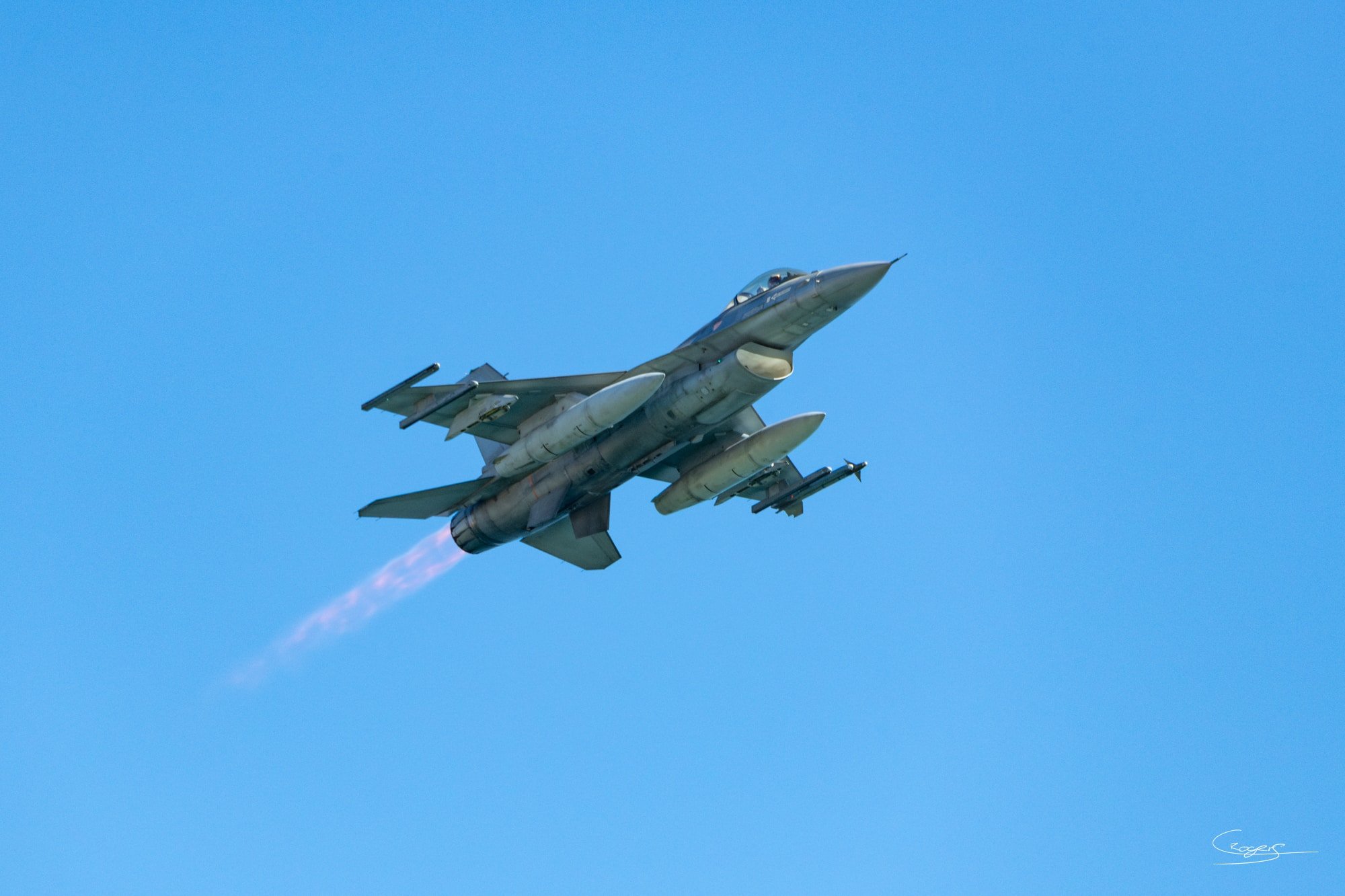 Portuguese Air Force shows its might in Portimão|Portuguese Air Force shows its might in Portimão|Portuguese Air Force shows its might in Portimão|Portuguese Air Force shows its might in Portimão|Portuguese Air Force shows its might in Portimão|Portuguese Air Force shows its might in Portimão