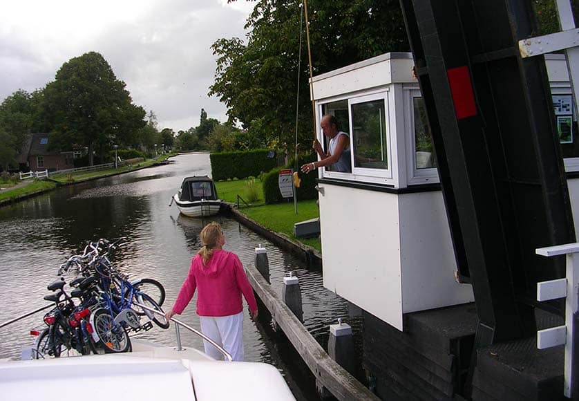 MB paying the toll in the wooden shoe|Alentejo barging|Glad my son is at the helm