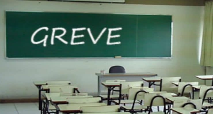 Schools out tomorrow: teachers hold new strike