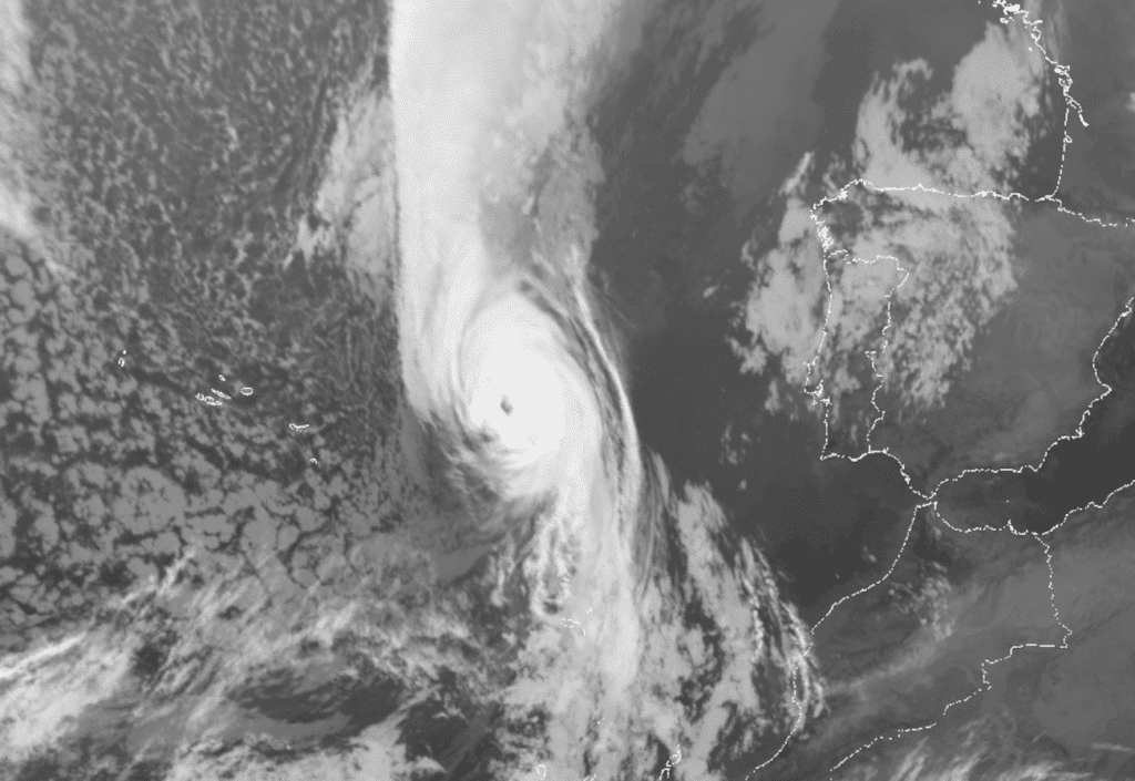 imagem-do-furacao-ophelia-1024x705.png