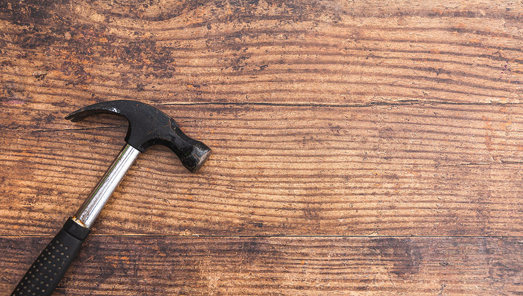 Photo of a hammer