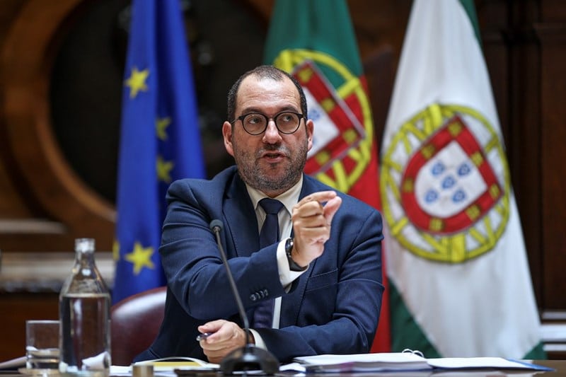 Definitely not at the height of his popularity, outgoing education minister João Costa. Image: Filipe Amorim/ Lusa