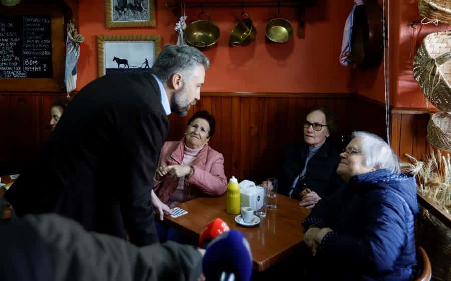 Pedro Nuno Santos promises to "correct everything that went wrong" before. His three critics seemed unconvinced. "The problem is he was part of the mess", said one. Image: António Pedro Santos/ Lusa