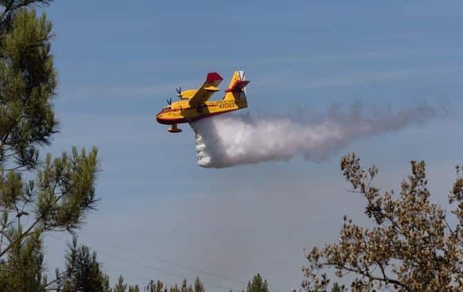 incendiocanadair1.jpg
