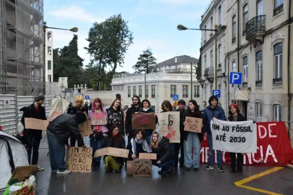 Students threaten to boycott classes