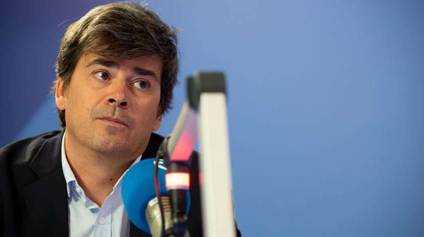 Tiago Oliveira has deeply upset the nation's league of Portuguese firefighters