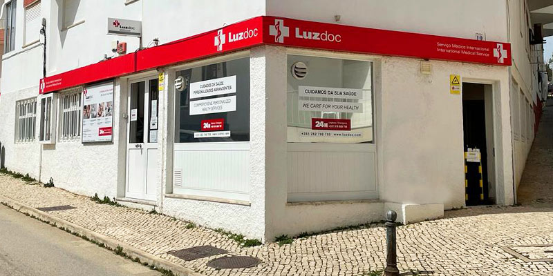 View of the facade of Luzdoc clinic where they work on patients health and well-being|