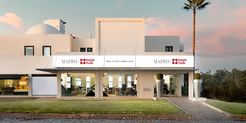 Facade of the building for Mapro and Knight Frank real estate agency||