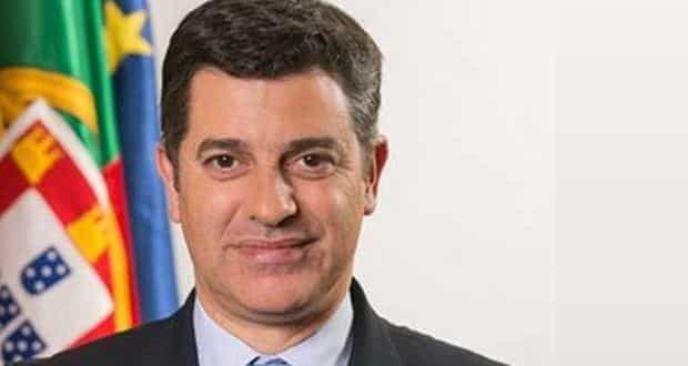 ministro-da-economia-manuel-caldeira-cabral-_alg-620x330.jpg