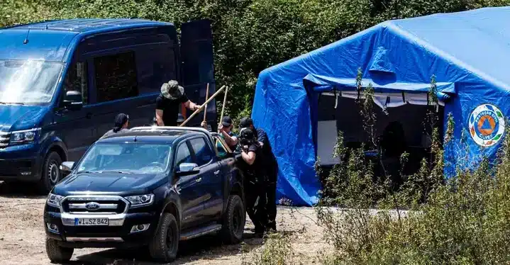 Maddie searches in Silves