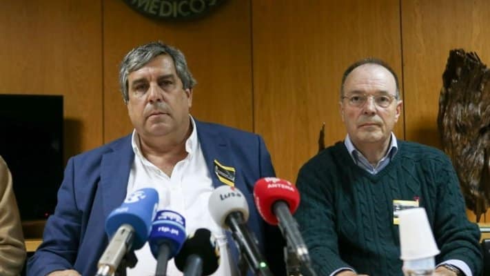Mário Jorge Neves (right) hopes doctors syndicates back up his criticism before government interference becomes 'monstrous'.