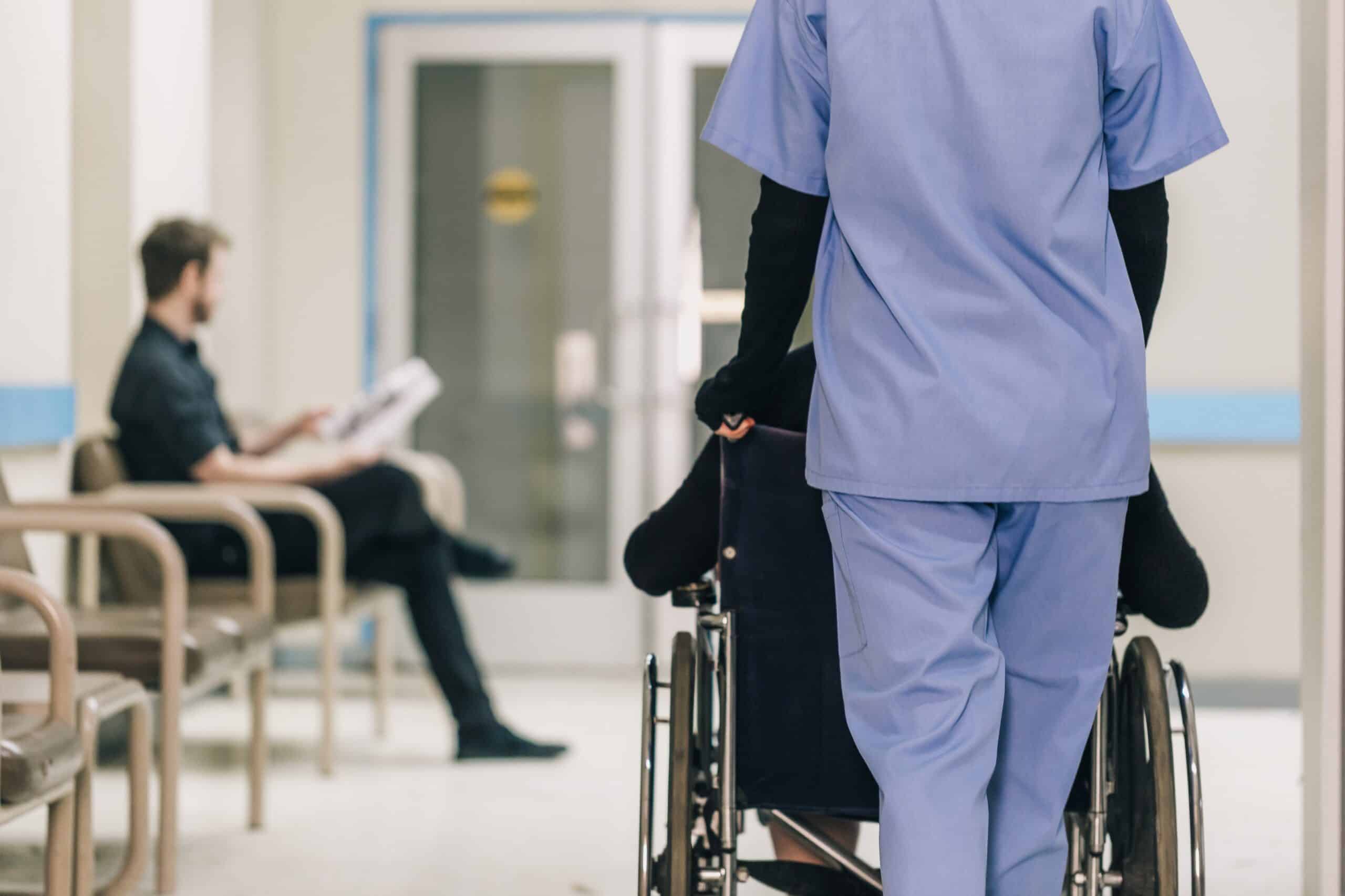 Nurses' unions announce five days of regional strikes