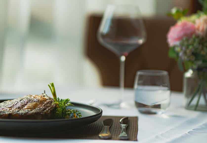 pairing-food-wine-algarve-wines|red-wine-quinta-dos-vales-algarve|wine-food-pairing-tips-algarve