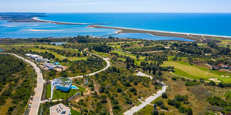 Aerial view of the oceanfront Palmares resort in the Algarve|Aerial view of the oceanfront Palmares resort and its Clubhouse