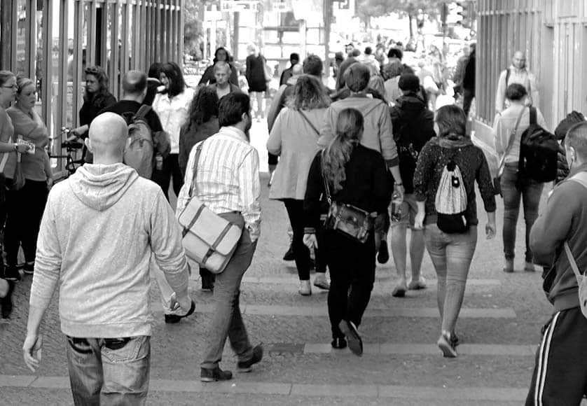 World populations coming and going