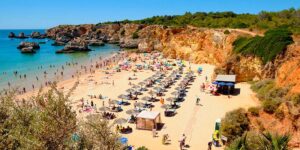 UPDATE: Swimming ban lifted at Portimão’s Praia do Alemão