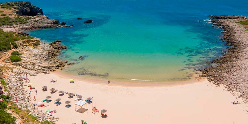 Praia da Ingrina, Ingrina Beach
