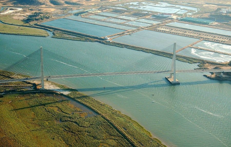 puente-ayamonte-1.-r.-baron.jpg