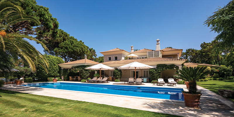 Outside of a villa that make up the Algarve property market