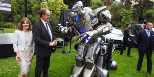 Titan the Robot delights guests at Queen’s Birthday Garden Party