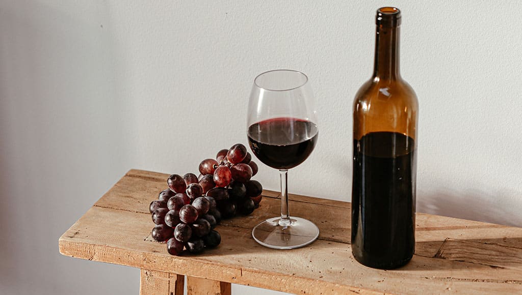 quinta-dos-vales-wine-algarve-tours|algarve-food-bacalhau-bras-quinta-dos-vales|Feijoada-ff83853|pastel-nata-quinta-dos-vales-wine|quinta-dos-vales-wine-estate-algarve|traditional-algarve-food-caldo-verde-quinta-dos-vales|wine-arroz-pato-algarve-quinta-dos-vales