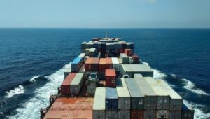 Minister warns of “invasion of Chinese goods” into Europe
