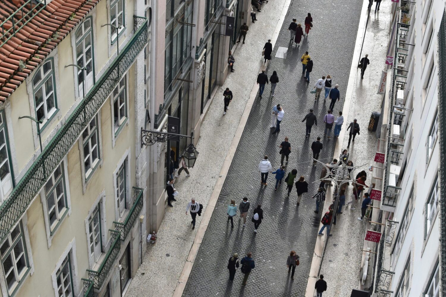 “Doors open but not wide open” - Portugal presents new immigration plan
