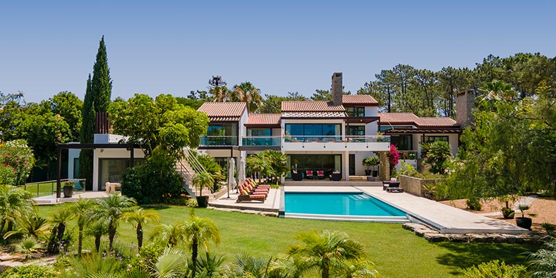 Photo of one of the villas on SandyBlue's portfolio that has been nominated for the Algarve Business Awards|Photo of one of the villas on SandyBlue's portfolio that has been nominated for the Algarve Business Awards|sandyblue_2_sep_2023