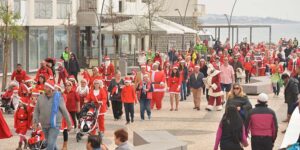 7th Father Christmas Parade in Armação de Pêra