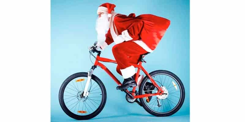 Santa Claus is coming to Faro… on a bicycle!