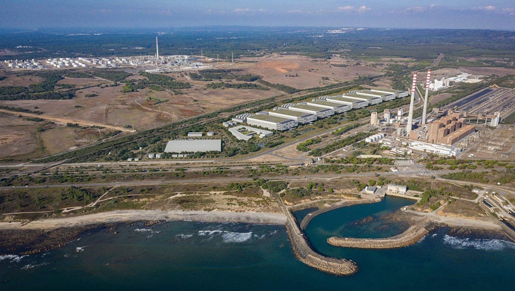 Image taken from Start Campus' website on projected image of data centre when it is fully completed|Erica ciliaris is also known as 'Dorset heath'