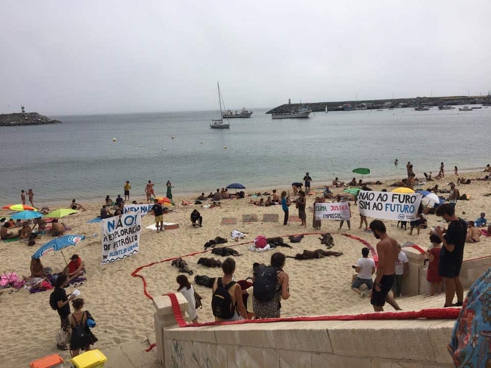 sines_protest.jpg