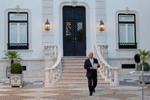 Lisbon on track for super stinky Christmas