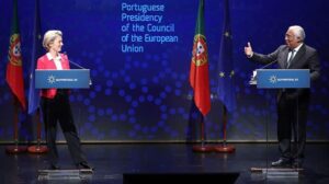 European leaders von der Leyen and Costa travel to Kyiv
