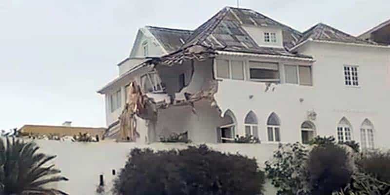 Outrage over demolition of one of Praia da Rocha’s oldest houses