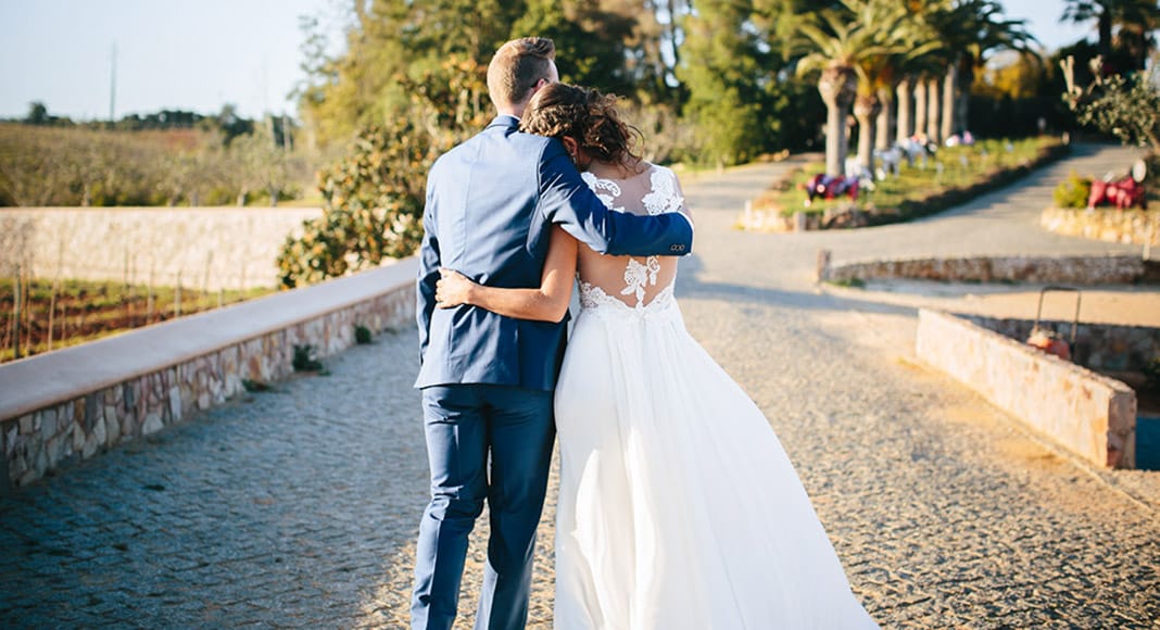 wedding-couple-Quinta- Vales|Winery weddings are truly unique - 10 reasons why|Winery-accomodation-wine-resort-Quinta-Vales|winery-wedding-swimming pool-Quinta-Vales|couple- wedding- happiness-Quinta-Vales