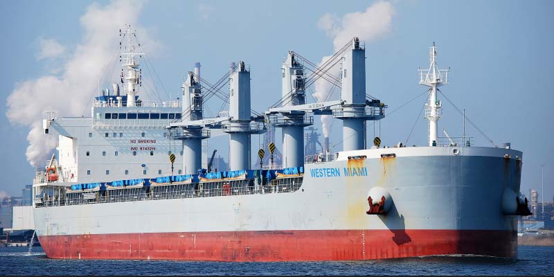 Late-night ship honking keeping Lisbon’s riverside residents awake